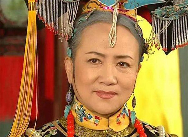 还珠格格看了甄嬛传明白太后为何不把晴儿嫁给皇子了