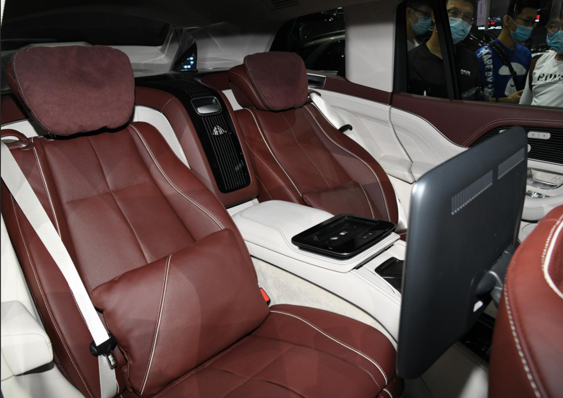 第四款:宝马m8 gran coupe