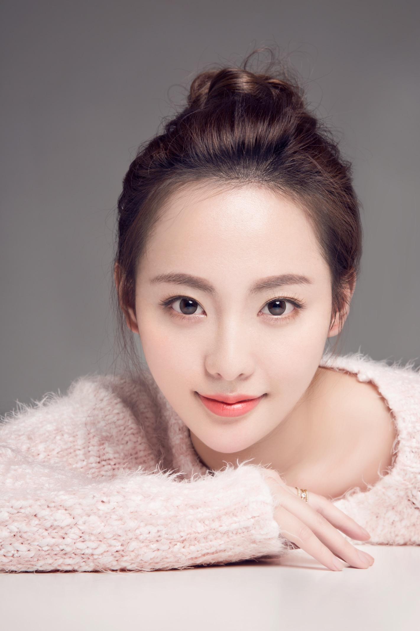 "拿你当清纯少女,你却偷偷结了婚"的几位女明星|张嘉倪|女明星|万茜_