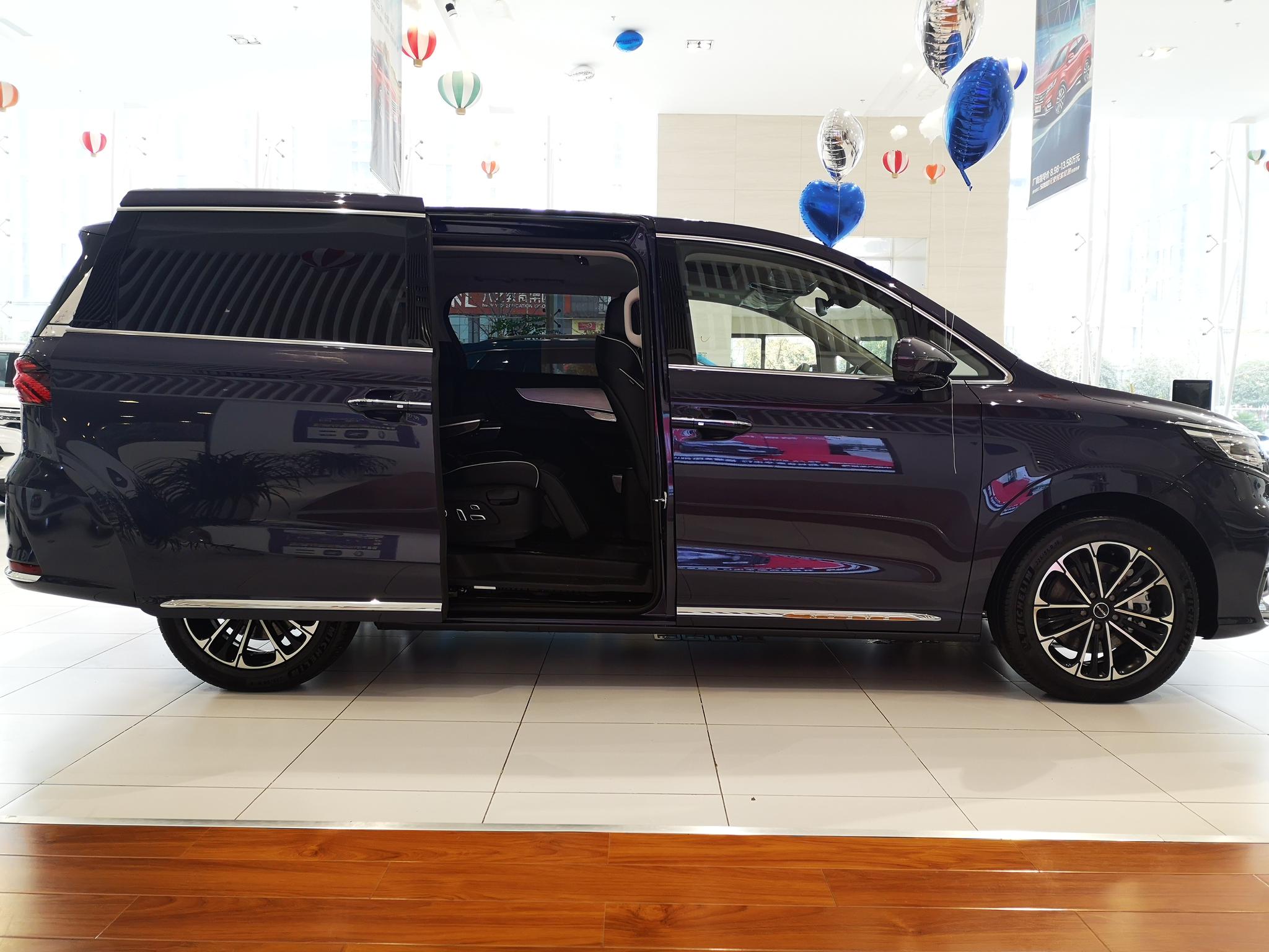 重庆探店荣威imax82238万次顶配好卖家用客户占半