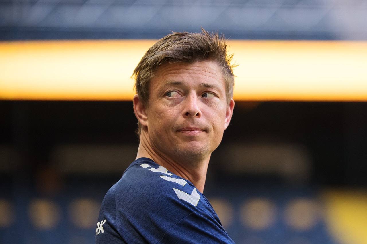 托马森克亚尔是世界一流后卫也是一个天生的领袖