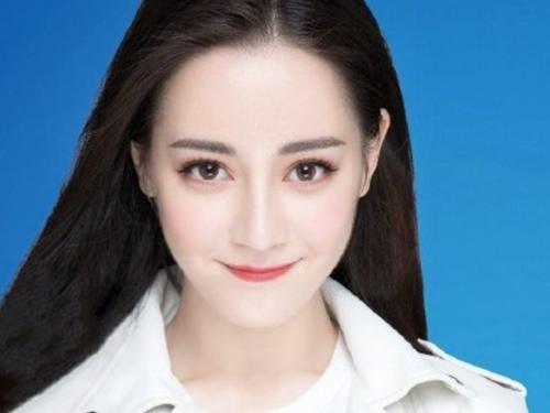 有种"颜值考验"叫证件照,赵丽颖精致,热巴唯美,却都输给了她