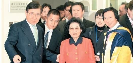 91岁高龄的她身价元人民币,儿媳让小三吃亏|邝肖卿|郭炳湘|肖卿_新浪
