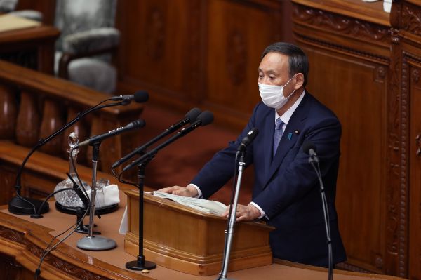 日本内阁批准2021财年近1万亿美元预算，创历史记录