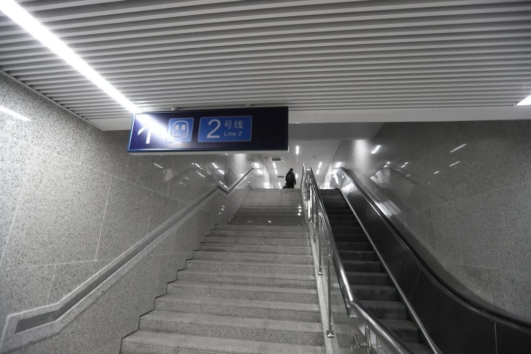 地铁宣武门站月底换新装