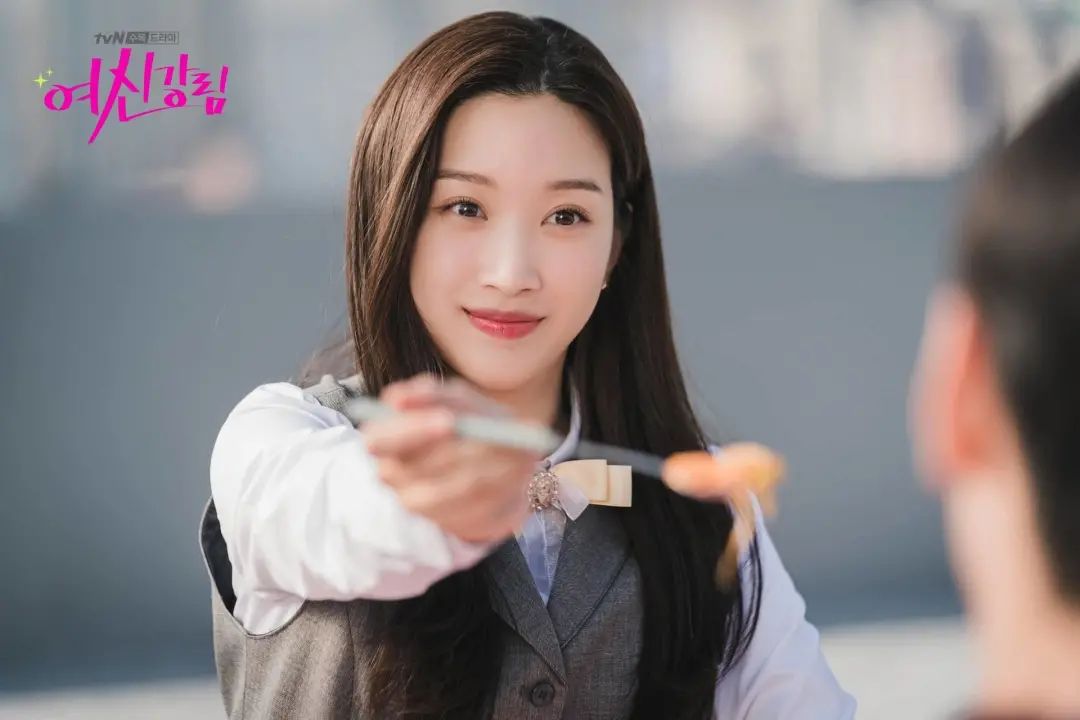 女神降临里的上妆手法别乱学浪费又毁脸这才是正确涂法