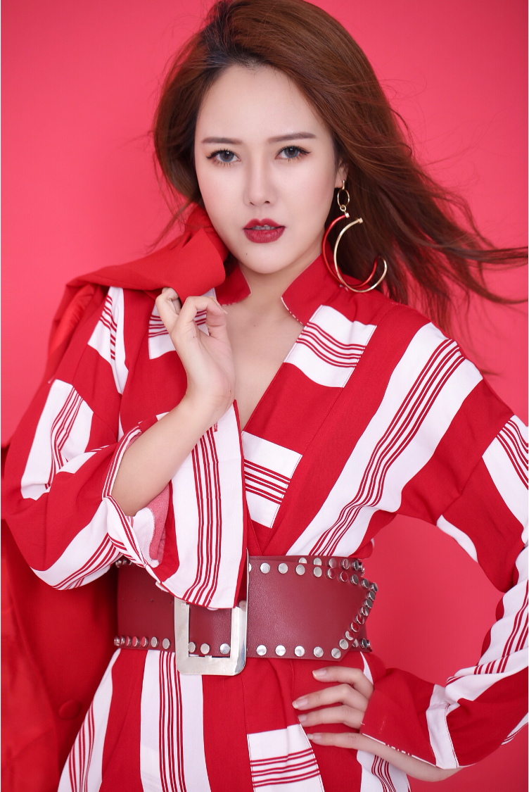 播啰《广电u主播》 "带货女王"谭洁为冠军而来