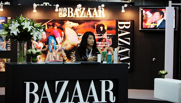 创始人离世近两年，时尚集团高管层对峙仍在继续