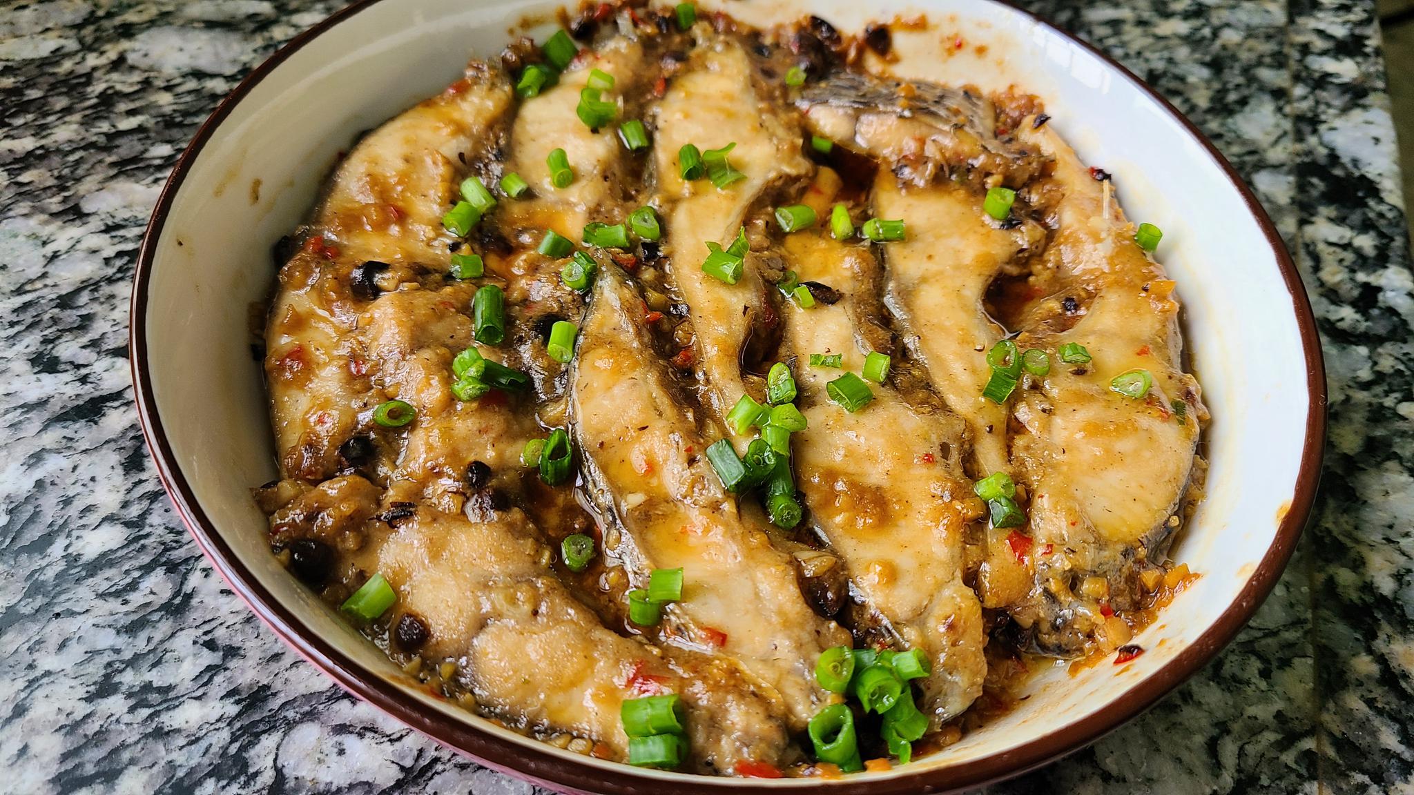 豆豉蒸鱼,又香又好吃的一道美味家常菜,看着直流口