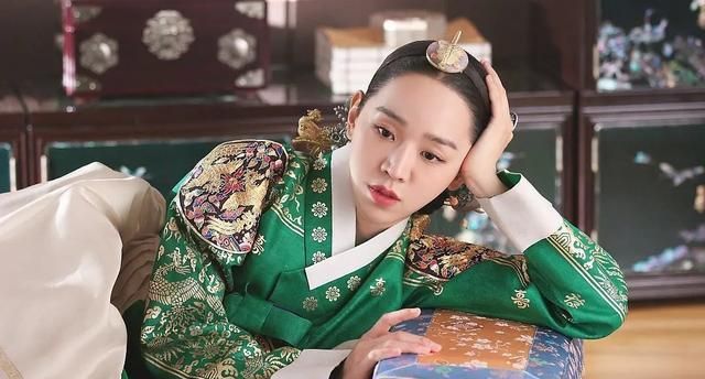 《太子妃升职记》被翻拍,首播霸占韩国热搜,看到女主:难怪能火