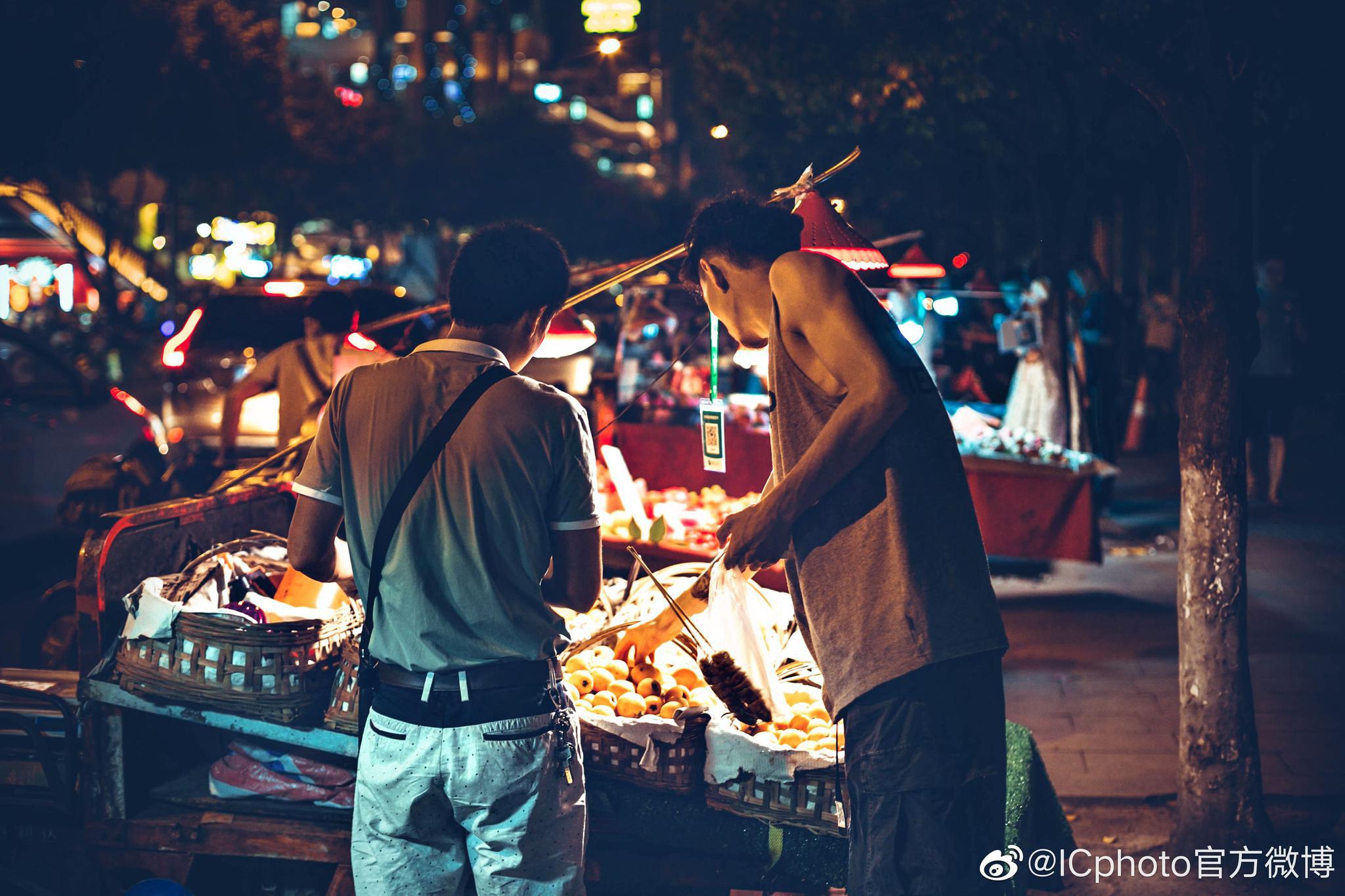 夜归人丨都市烟火气