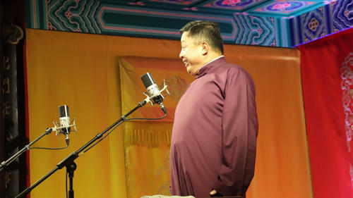 一张候场照片,道出了一年的辛酸|阎鹤祥|郭麒麟|相声_新浪新闻