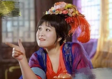 贾玲改换新造型,身穿汉服很"惊艳",网友:喜感十足很俏皮!