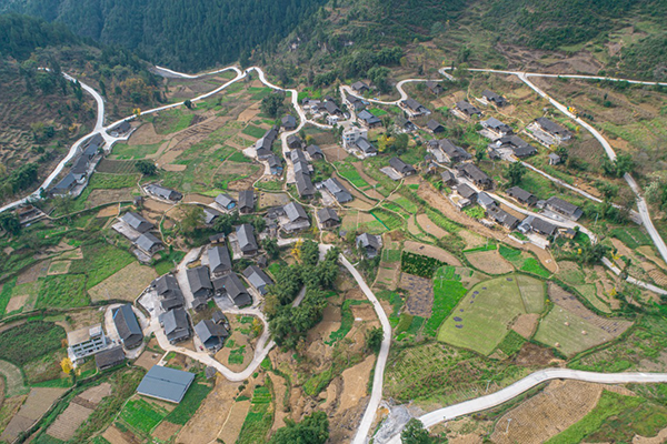图为国开行支持的贵州新坝组人居环境改造后全景图