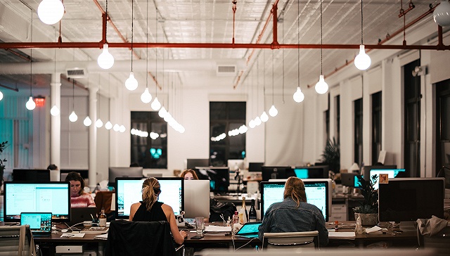 【特写】互联网大厂孤独的年轻人:100个人加你,却还是找不到对象