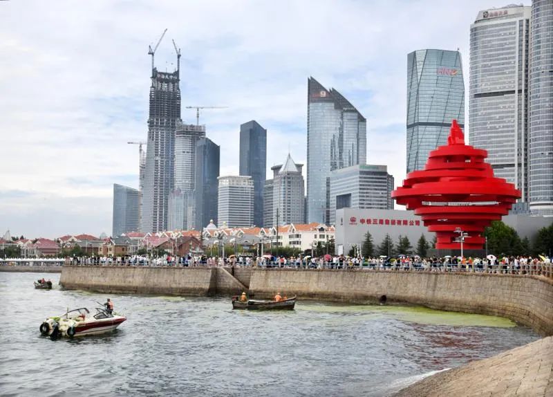 图片来源/新华社