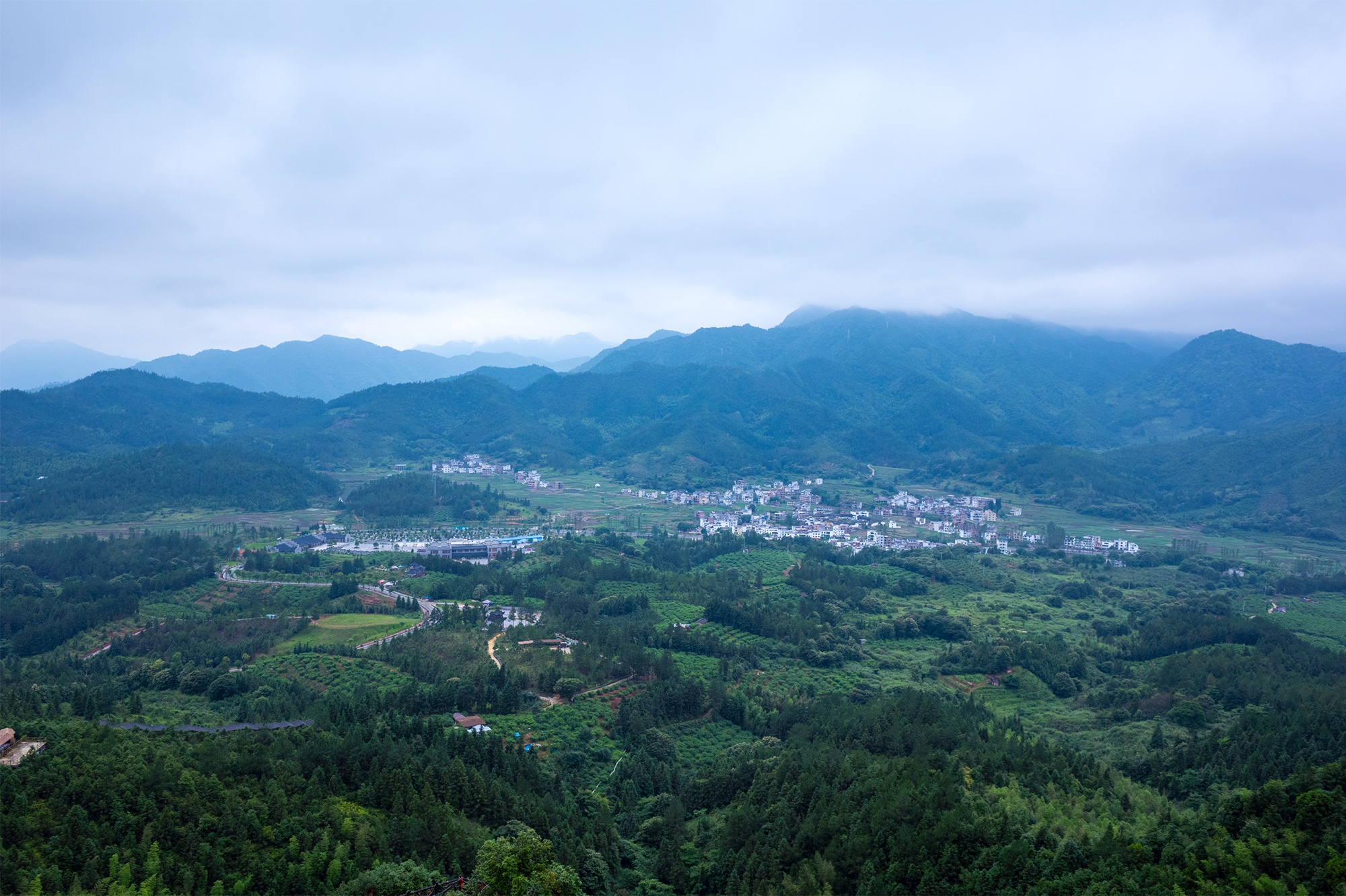 江西不该被忽视的山,山中有99座奇峰,风景秀丽