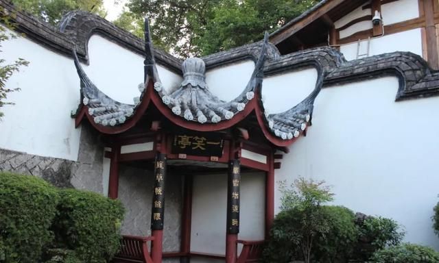 三坊七巷旁,从乌山到乌塔,方寸之地探寻福州璀璨的历史人文印迹_新浪新闻