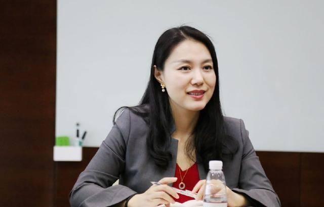 北大美女教授史蛟放弃国外高薪待遇立志回报祖国至今仍未婚