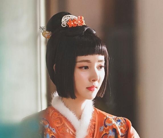 古装剧中的公主切她逃脱了白冰和郑爽但她俘获了她的心