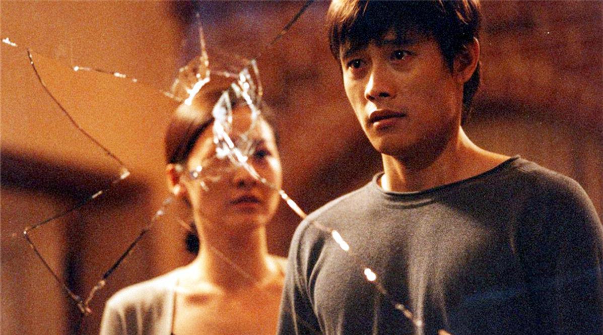 爱情,不过是寂寞下的毒!一部韩国高分另类电影《中毒》