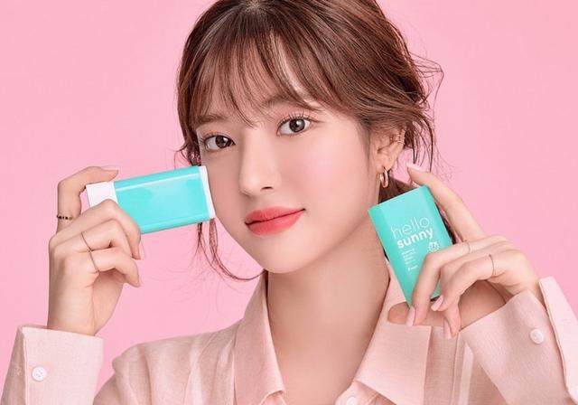 顶楼闵雪雅是谁演的?扮演者赵秀敏个人资料及演过电视剧童年照介绍