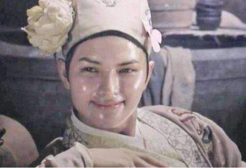 他本是周星驰助理,星爷让他客串"猪八戒",竟意外爆红成就经典|陈炳强