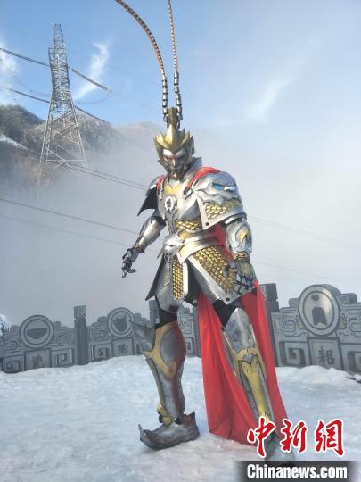 图为该团队制作的"齐天大圣孙悟空"机甲.受访者供图