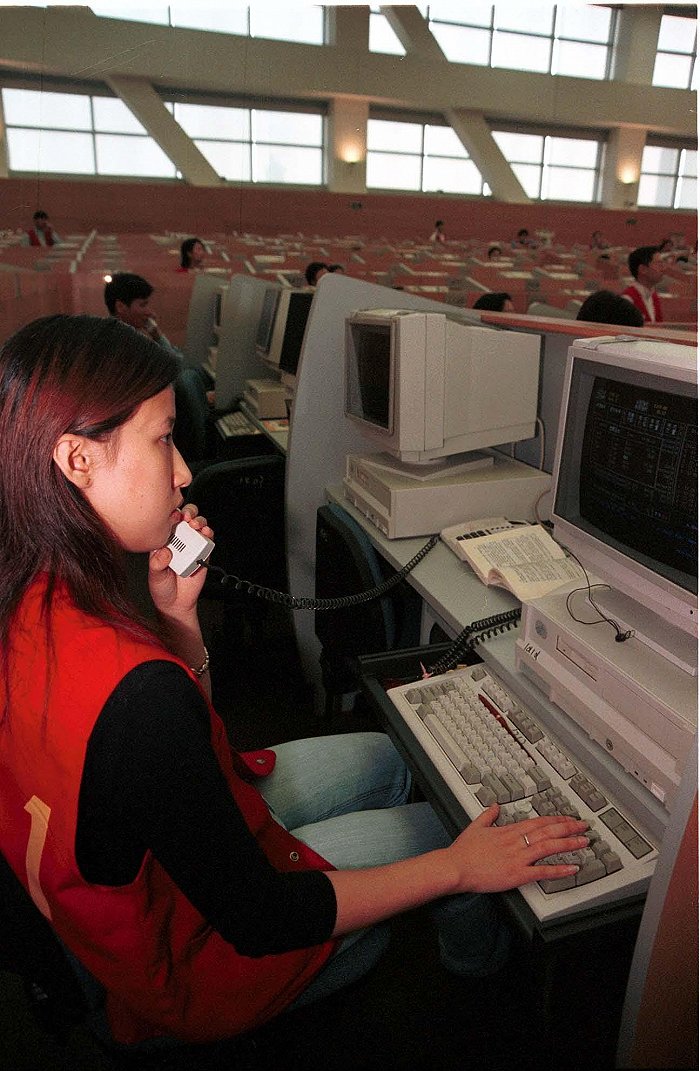 19902010沪深证券交易所你追我赶那些事儿