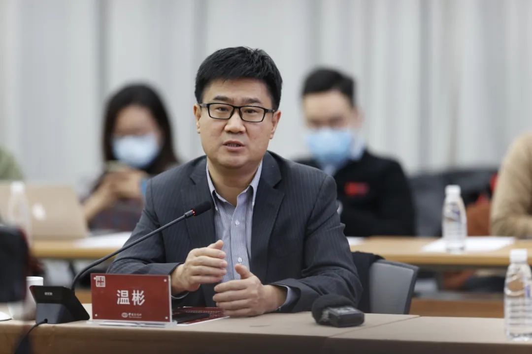 △中国民生银行首席研究员温彬 中新社记者 盛佳鹏 摄