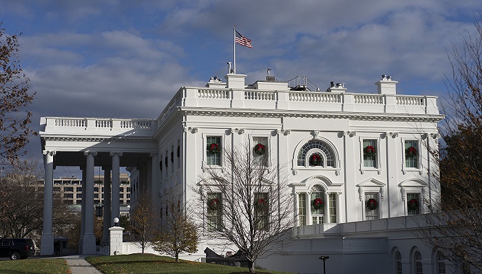 2020年12月5日，美国华盛顿特区，美国总统住所白宫的外部景观。图片来源：视觉中国