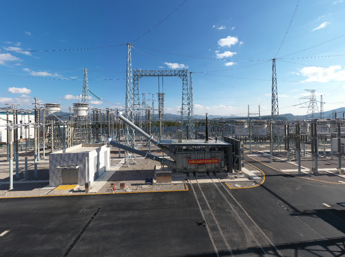 昆北换流站实现无人机自动飞行巡检效率比人工提升5倍