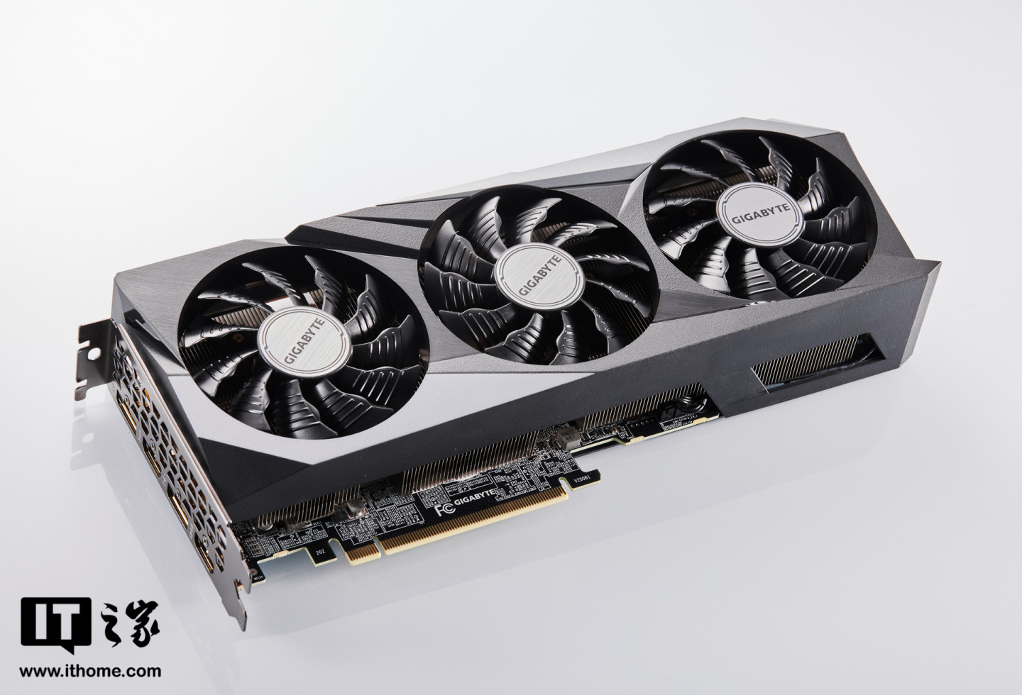 rtx 3060 ti gaming oc pro 8g 魔鹰图赏|技嘉|it之家|显卡_新浪新闻