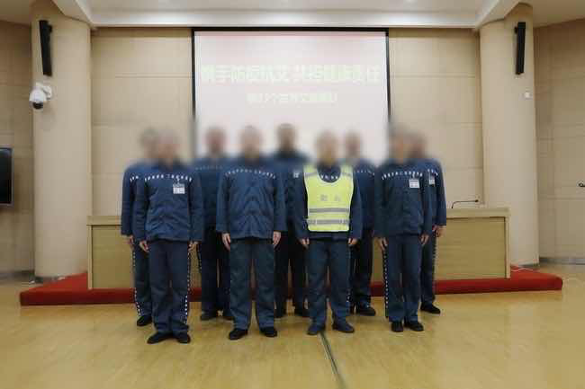 在上海唯一关押成年男性艾滋病罪犯的监狱有一项传统