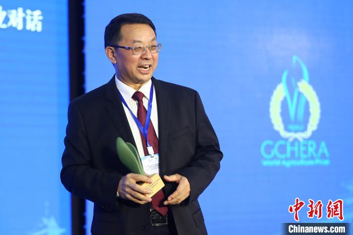 年gchera世界农业奖揭晓中国科学家首次获奖 生命科学 张福锁 南京农业大学 新浪新闻 年gchera世界农业奖揭晓中国科学家首次获奖 生命科学 张福锁 南京农业大学 新浪新闻