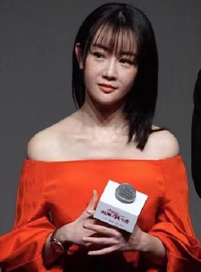 张檬首谈后悔“整容”:唐嫣都曾给她做配角,身材比杨幂还辣休闲区蓝鸢梦想 - Www.slyday.coM 张檬首谈后悔“整容”:唐嫣都曾给她做配角,身材比杨幂还辣休闲区蓝鸢梦想 - Www.slyday.coM