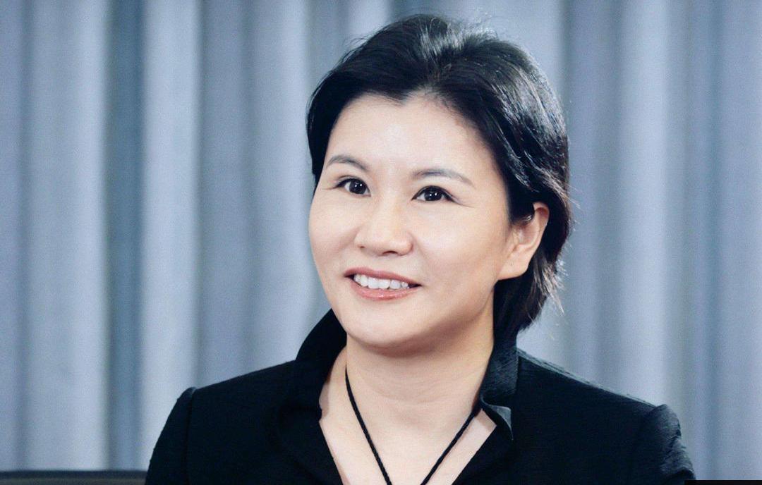 国内又一女富豪诞生曾300万收购亏损国企如今营收超5000亿