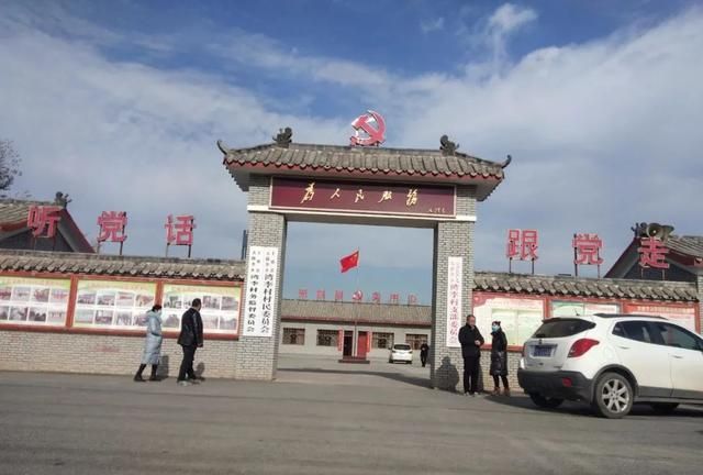 上蔡这个村人在画中游