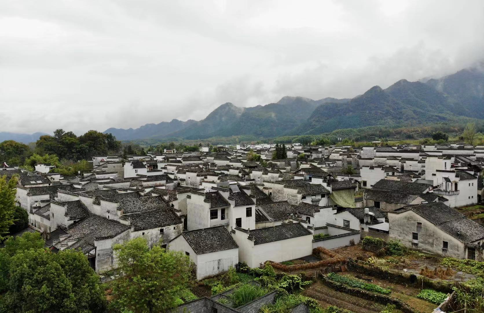 安徽有个千年古村落比宏村西递更安静曾被誉为徽州小横店