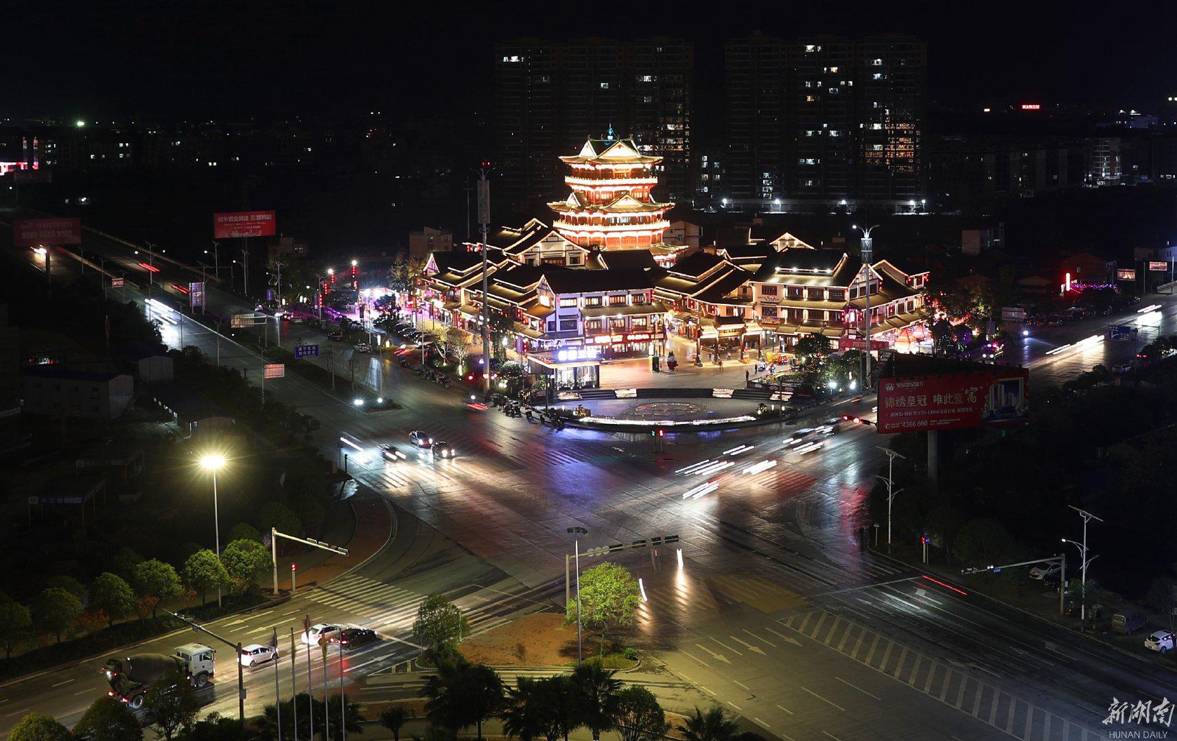 湖南武冈华灯初上