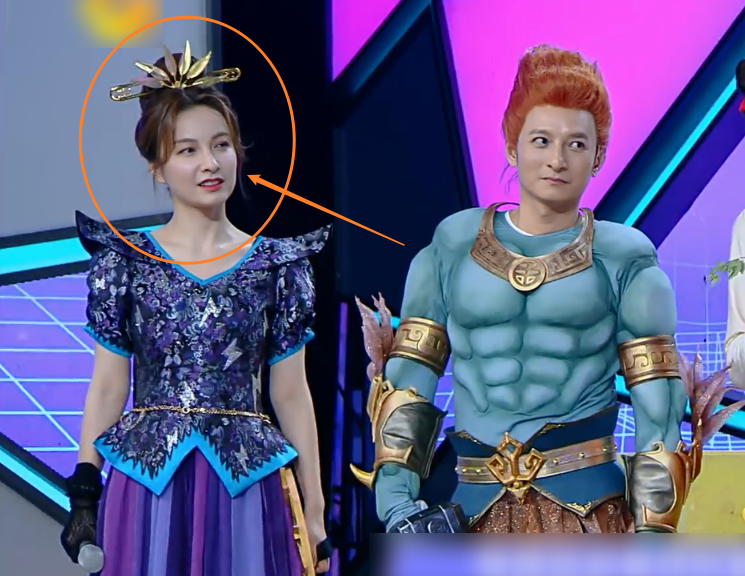 金晨扮小丑女颜值在线王霏霏造型丝毫不输我却被吴昕惊艳