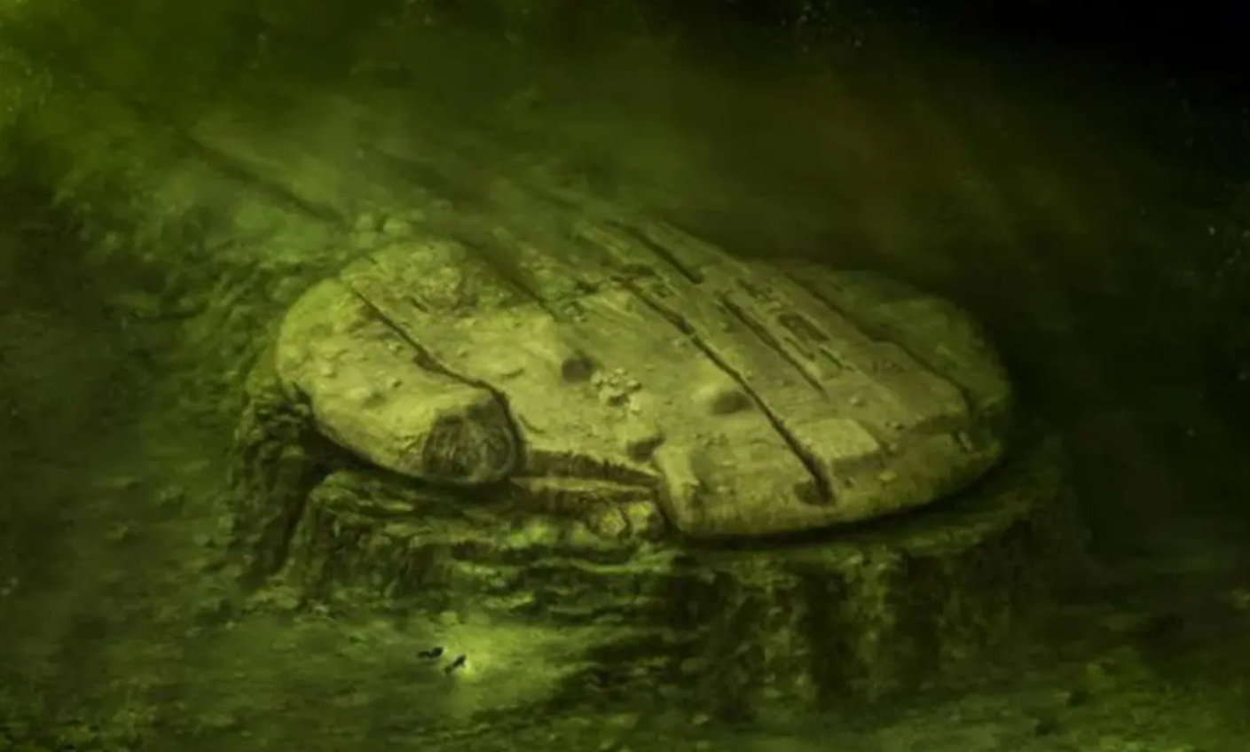 长70米高792米波罗的海发现类似于飞船的圆形物体