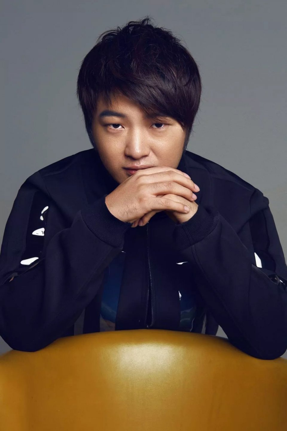 吴彤发错伊能静照片网友评论区留言拆台其中原因令人哭笑