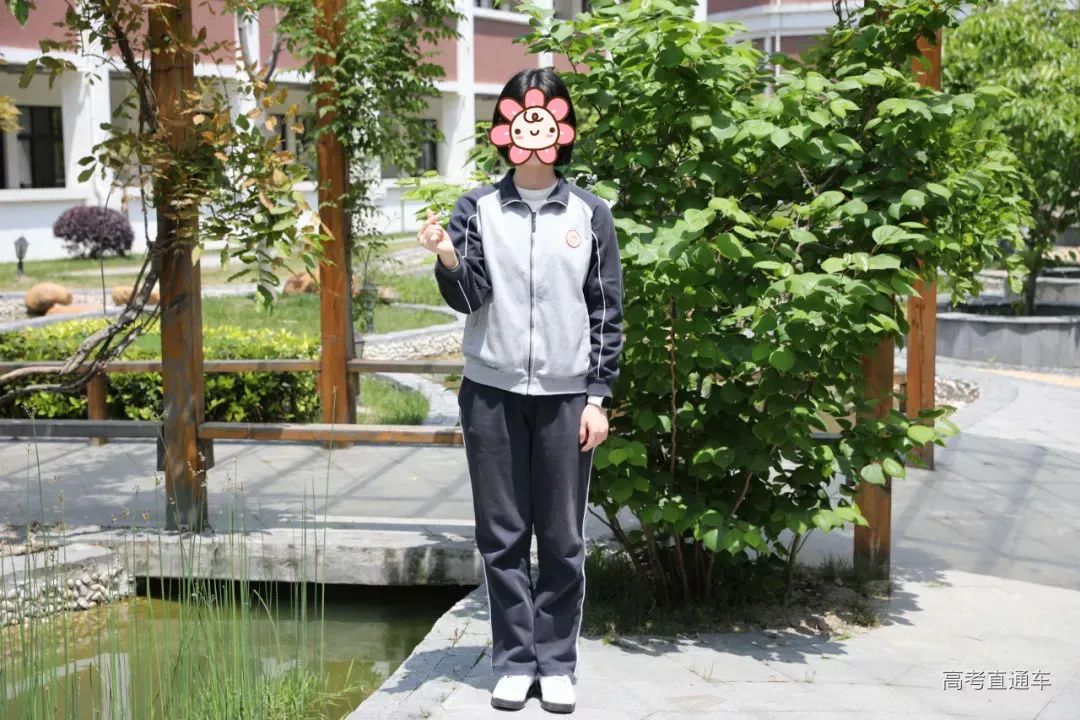 丑哭这才是中学校服最真实的样子偶像剧都是骗人的