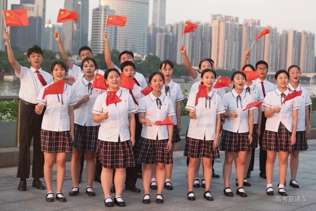 这才是中学校服最真实的样子,偶像剧都是骗人的|深圳|礼服|广州市