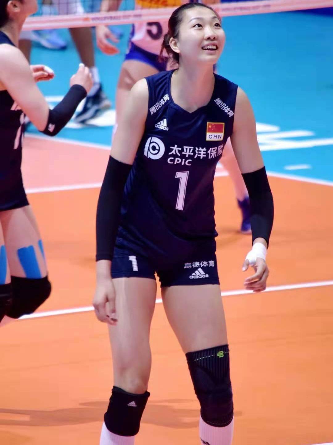 袁心玥24岁生日球迷纷纷祝福巅峰期浪费一个赛季规则需变通