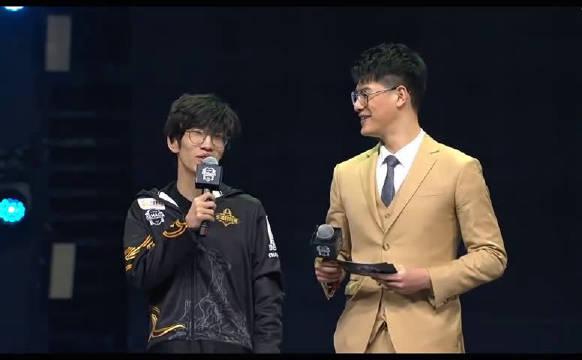 dyu战队赛后采访