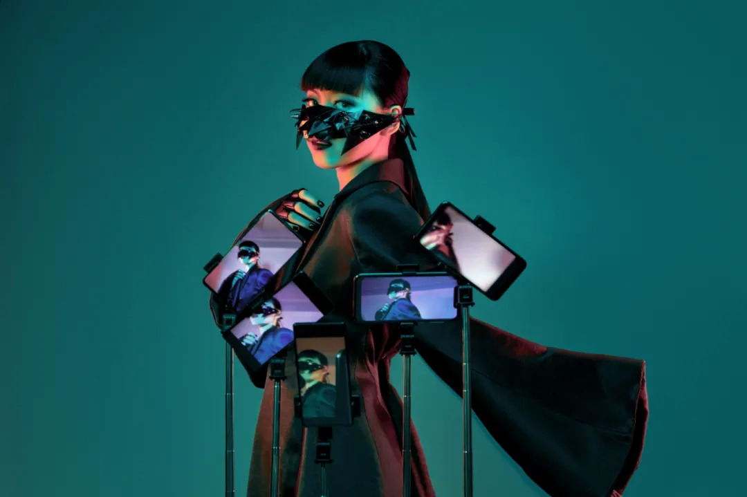 面具背后的楚晴和虚拟游戏中的jasmine sokko__财经头条