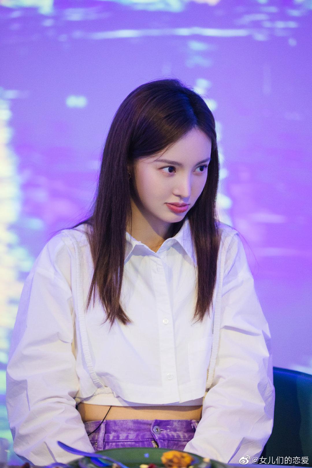 新的一周,大喜@金晨 的招牌露齿笑给你快乐的开始!