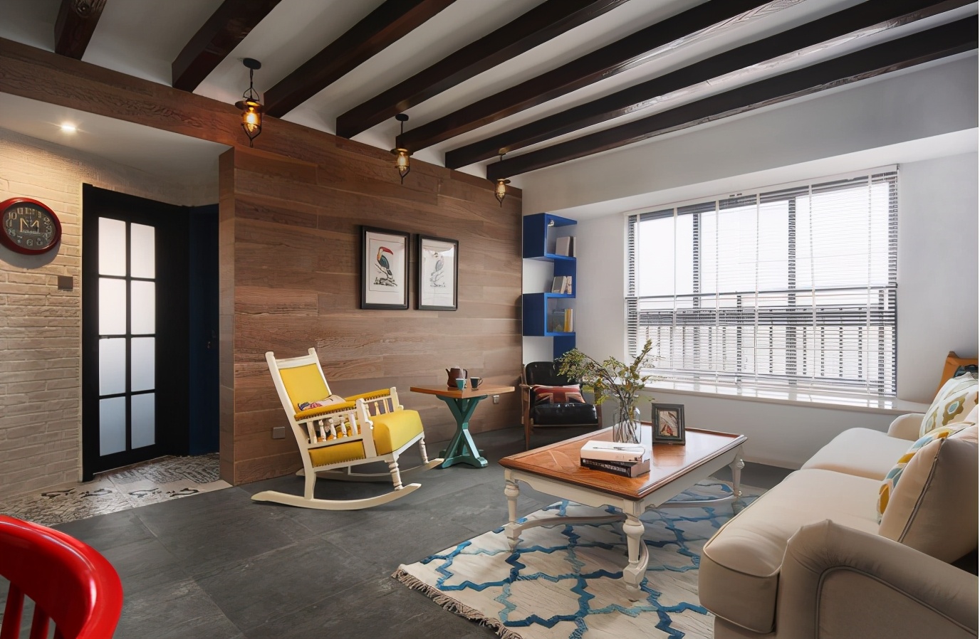 在家工作的"装修风格",水泥墙面打造工业感,撞色空间更个性